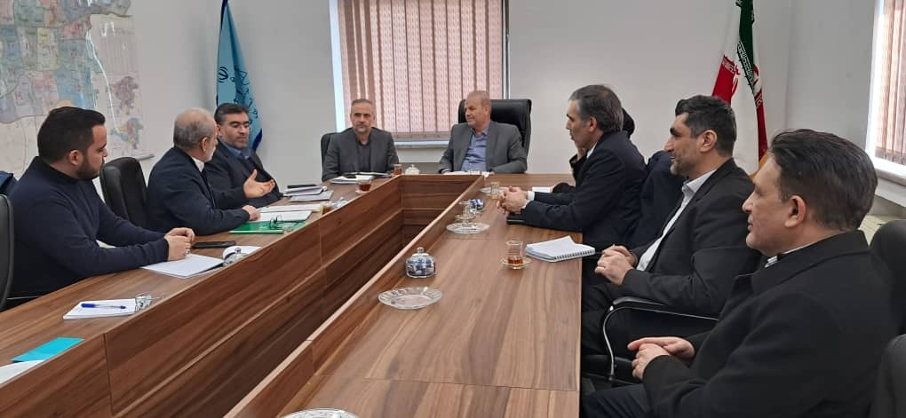 در جلسه مجمع نهادهای مردمی همکار قوه قضاییه باآقای دکتر ترکی معاون حقوق عامه دادستانی کل کشور