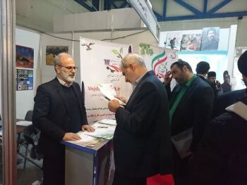وزیر آموزش و پرورش- غرفه اکوتوریسم و حیات وحش انجمن محیط زیست شایان در نمایشگاه گردشگری 1401