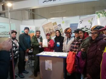 غرفه اکوتوریسم و حیات وحش انجمن محیط زیست شایان در نمایشگاه گردشگری 1401